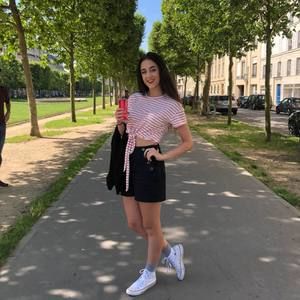 Meet your Posher, Jillian